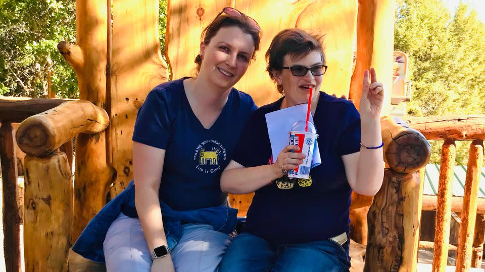 Shelley Cook (on left) and her sister, Andrea, photographed in Glenwood Springs, Colorado in September 2018. - Courtesy Shelley Cook