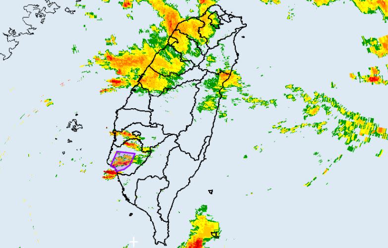 氣象局針對「台南市」發布大雷雨即時訊息。（圖／中央氣象局）