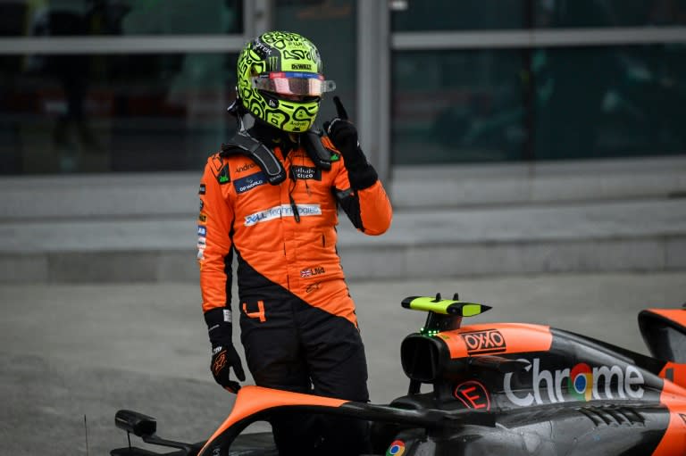 Le pilote britannique de McLaren Lando Norris, premier des qualifications pour la course sprint du Grand Prix de Chine, le 19 avril 2024 à Shanghai. (Pedro Pardo)