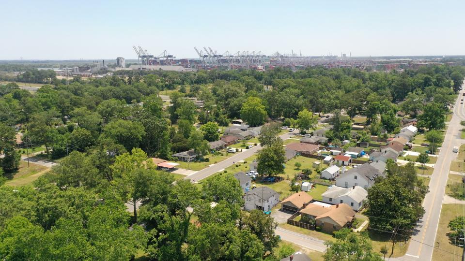 The Georgia Ports Authority Garden City Terminal can be seen just beyond these Port Wentworth homes.