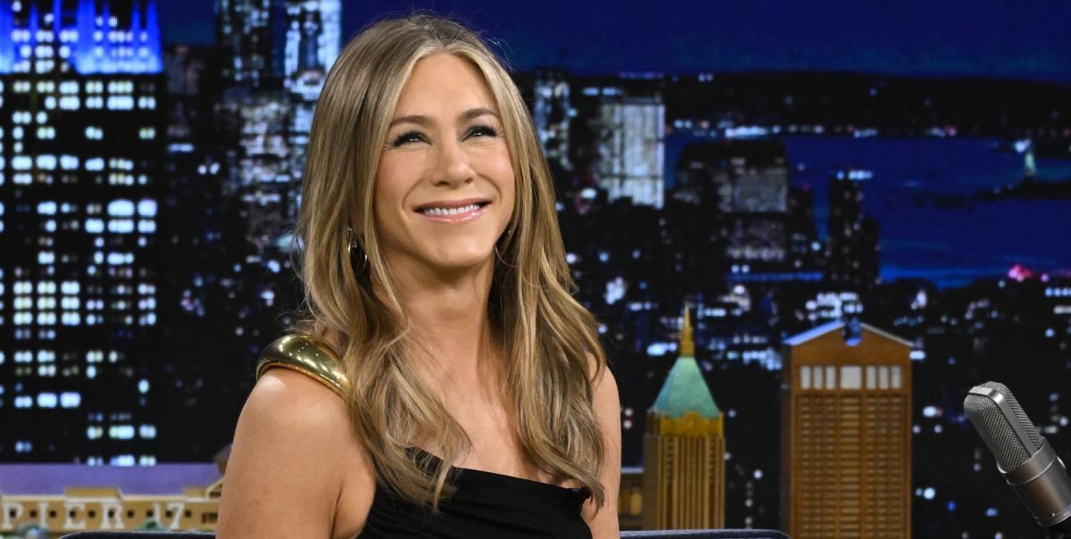 Jennifer Aniston Wore Bottega Veneta On The Tonight Show Starring Jimmy  Fallon