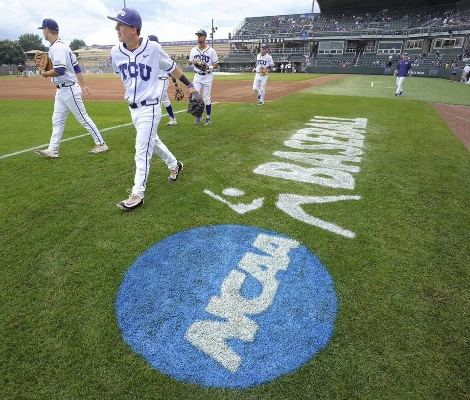 TCU players take the field for warmups before the game as TCU plays Oral Roberts in NCAA baseball regional tournament at Lupton Stadium in Fort Worth, TX, Friday, June 3, 2016.