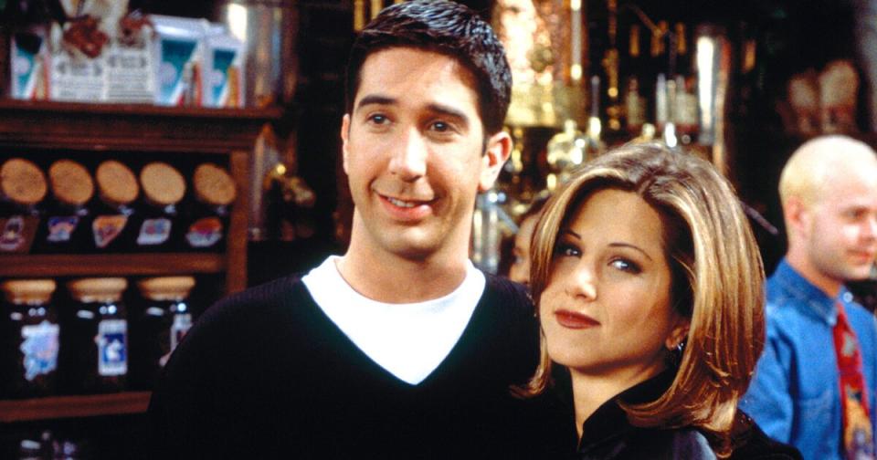 Here's How Long It Took for These Iconic TV Couples to