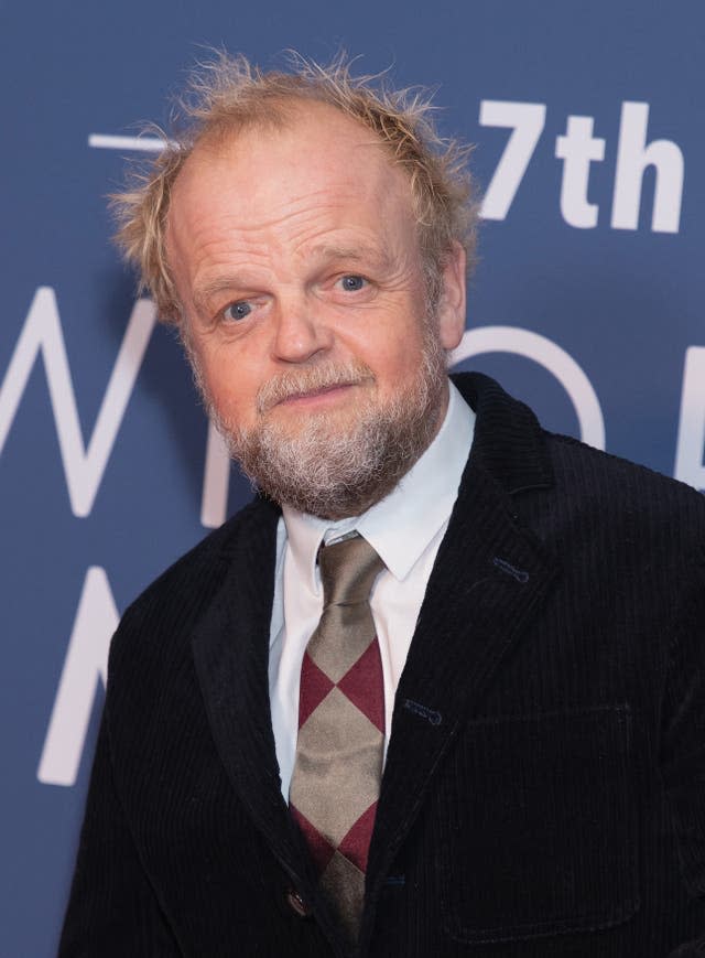 Toby Jones 