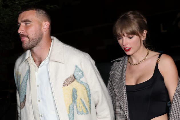 Taylor Swift Stops by Recording Studio Wearing Philadelphia Eagles Gear, Taylor Swift