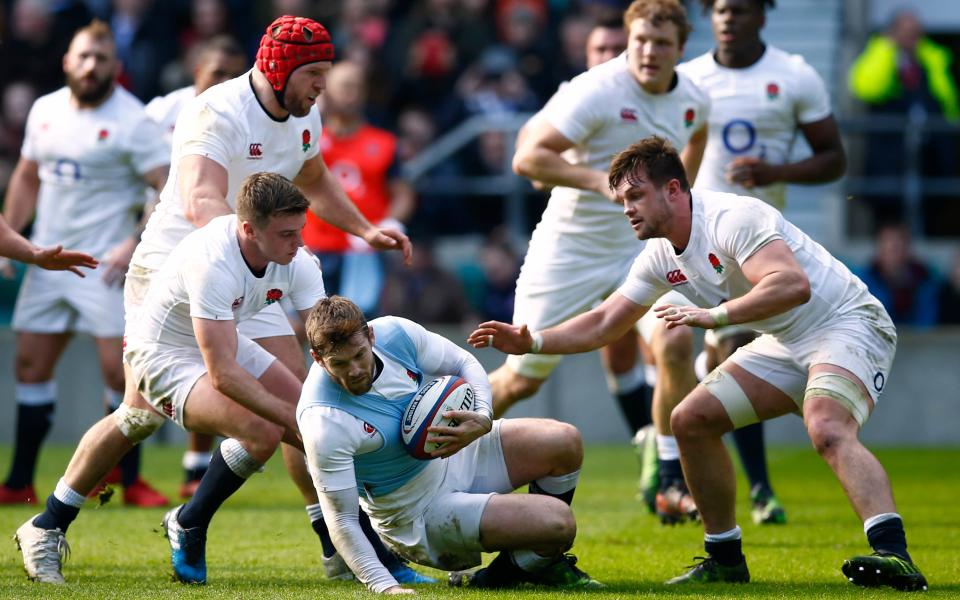 Prince Harry joins 12,000 spectators at Twickenham to watch England's open training session