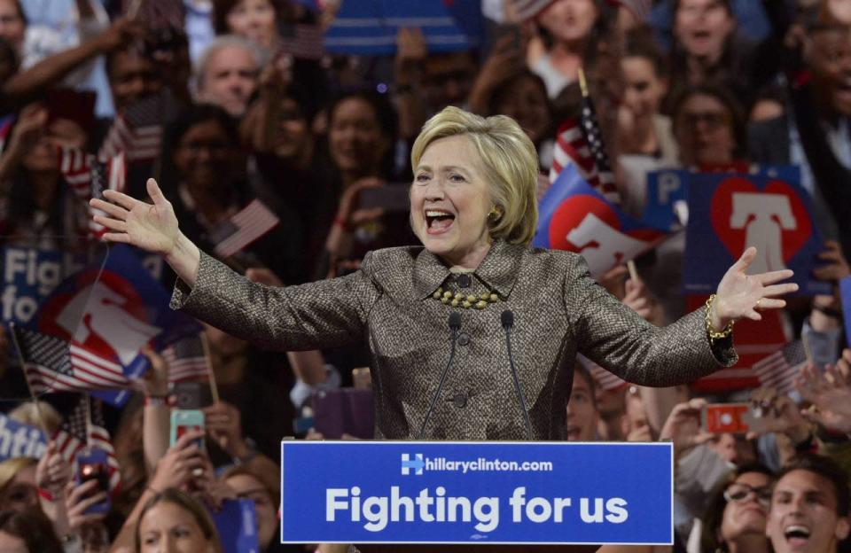 Hillary Clinton arrives at the podium 