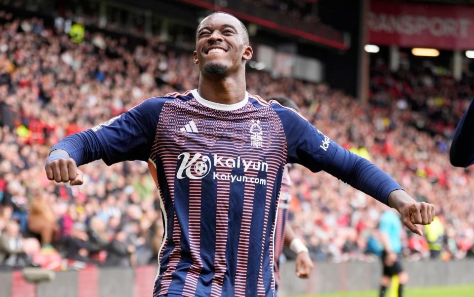 Hudson-Odoi celebrates putting Forest 3-1 up at Sheffield United