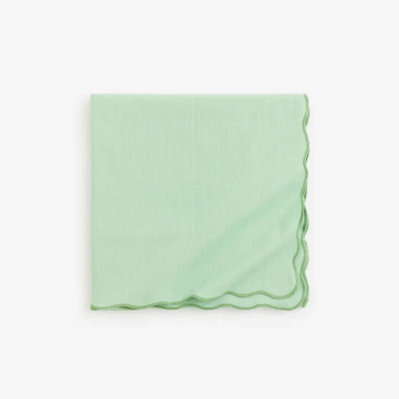 Scalloped-Edge Tablecloth