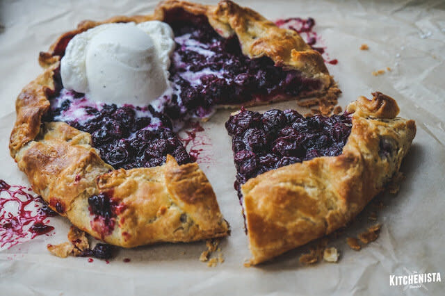<a href="https://www.kitchenistadiaries.com/2019/09/blueberry-galette-with-buttermilk-pie.html" target="_blank" rel="noopener noreferrer"><strong>Blueberry Galette with Buttermilk Pie Crust from The Kitchenista﻿</strong></a>