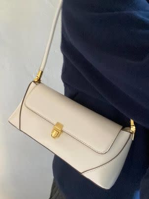 27% off an understated but sleek retro-style baguette purse