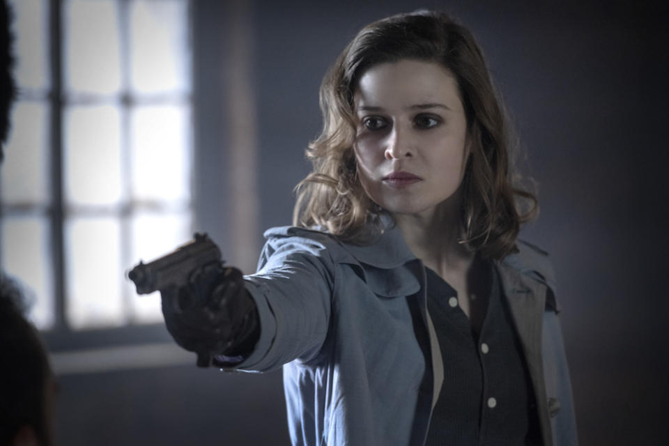 Emma Paetz plays Martha Kane in Pennyworth (PHOTO: Warner TV) 