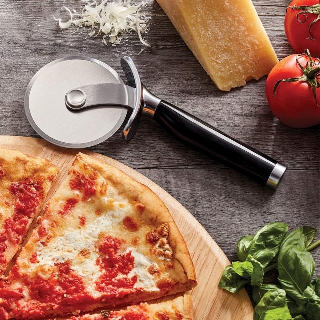 KitchenAid Classic Pizza Wheel with Sharp Blade For Cutting Through Crusts,  Pies and More, Built In Finger Guard for Safety and Comfort Grip to