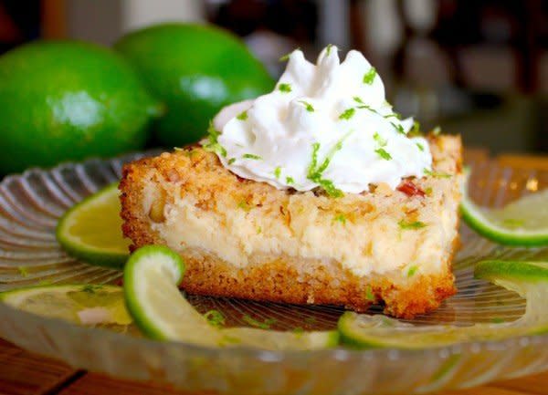 <strong>Get the <a href="http://www.cookingwithsugar.com/key-lime-cream-cheese-crumble-cake-a-key-lime-bar-recipe/" target="_blank">Key Lime Cream Cheese Crumble Cake</a> recipe from Cooking With Sugar</strong>