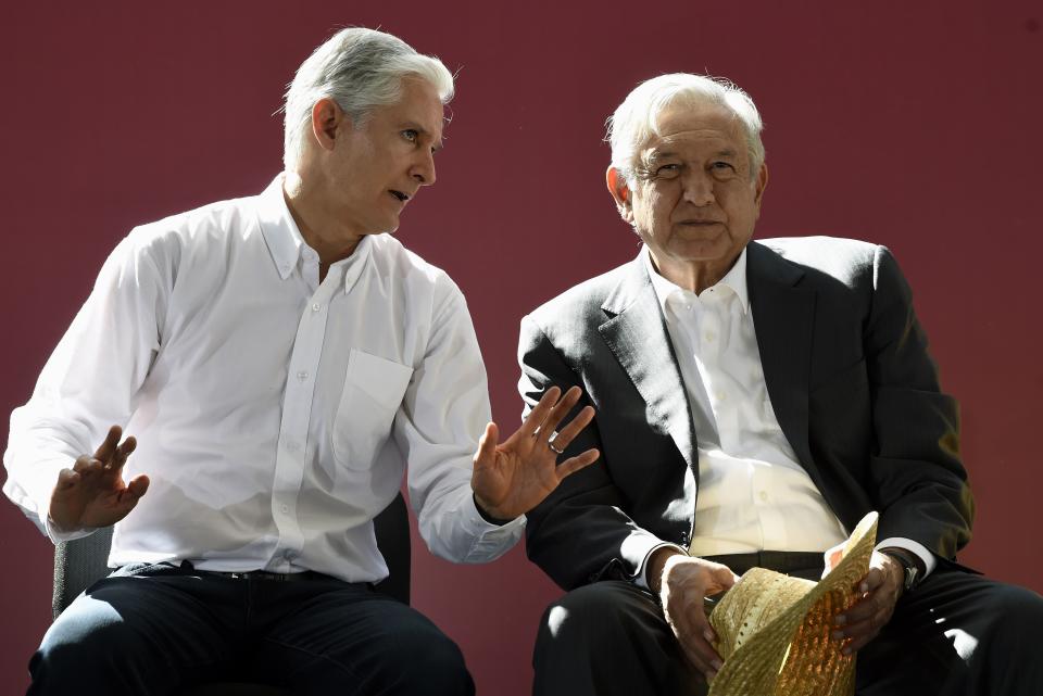 Del Mazo junto al presidente López Obrador. (ALFREDO ESTRELLA/AFP via Getty Images)