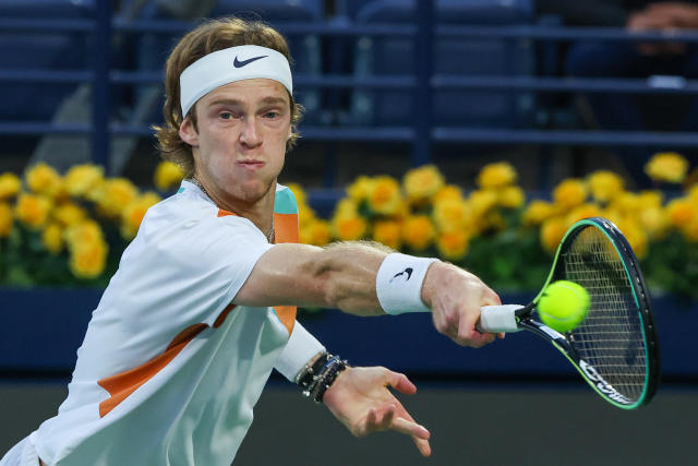 Russia's Andrey Rublev writes 'No war please' at Dubai Open