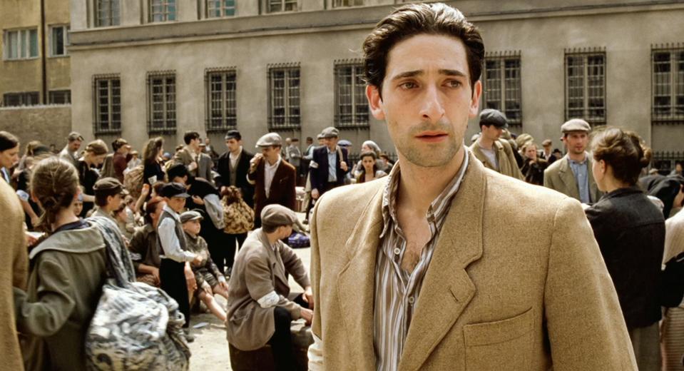 USA. Adrien Brody  in the (C)Focus Features movie :  The Pianist (2002). Plot: A Polish Jewish musician struggles to survive the destruction of the Warsaw ghetto of World War II. Ref:  LMK110-J9984-080623 Supplied by LMKMEDIA. Editorial Only. Landmark Media is not the copyright owner of these Film or TV stills but provides a service only for recognised Media outlets. pictures@lmkmedia.com