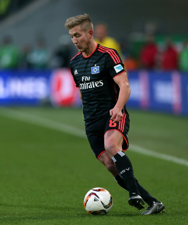 Hamburg midfielder Lewis Holtby during the Bundesliga match against Wolfsburg at Volkswagen-Arena on December 12, 2015