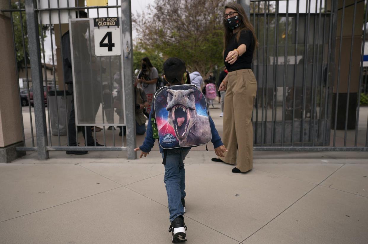 <span class="caption">Schools are wrestling with the consequences of long-term closures because of the pandemic.</span> <span class="attribution"><a class="link " href="https://newsroom.ap.org/detail/APTOPIXVirusOutbreak-CaliforniaSchools/2a962a3bafab4f62a6737755fc714a7f/photo" rel="nofollow noopener" target="_blank" data-ylk="slk:AP Photo/Jae C. Hong;elm:context_link;itc:0;sec:content-canvas">AP Photo/Jae C. Hong</a></span>