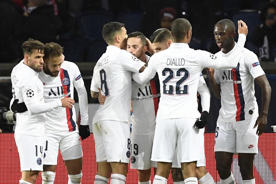 LE PSG DOUBLE LA MISE ! Trois minutes après l'ouverture du score de Mauro Icardi, c'est Pablo Sarabia qui trouve le chemin des filets d'une frappe croisée depuis la droite. 2-0 pour les Parisiens à la 35e minute ! (crédit AFP)