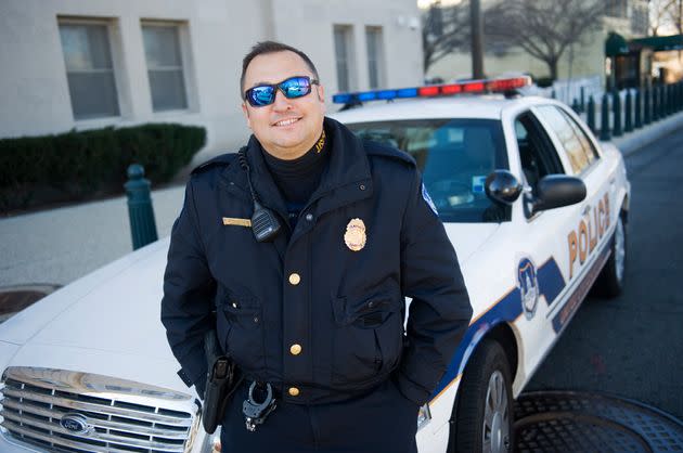 U.S. Capitol Police Officer Michael Riley, seen here in 2011, faces two charges of obstruction. (Photo: Tom Williams via Getty Images)