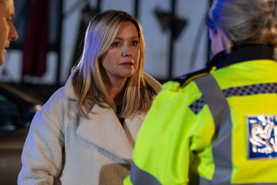 diane hutchinson with the police in hollyoaks