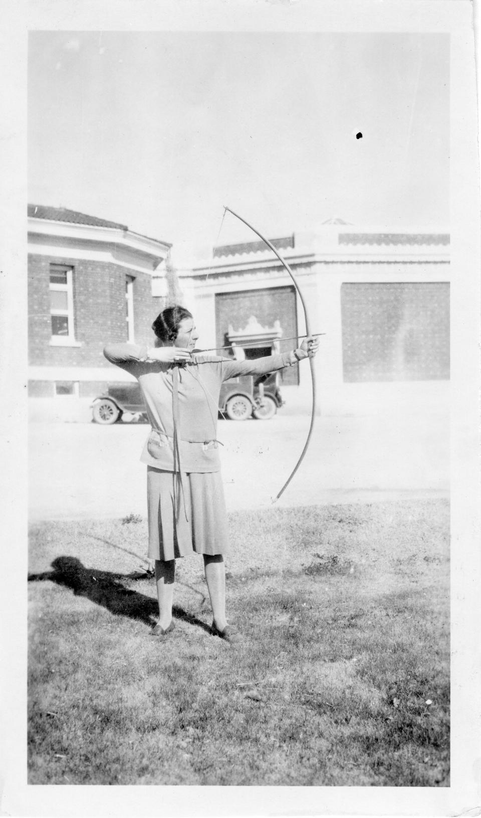Ina Gittings brought archery classes to University of Arizona's women.