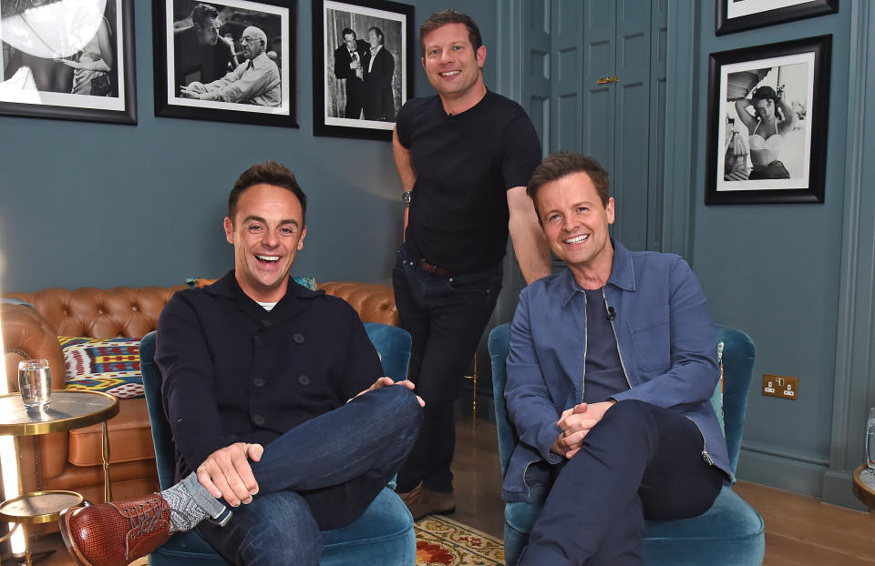 LONDON, ENGLAND - SEPTEMBER 11: (L to R) Anthony McPartlin, Dermot O'Leary and Declan Donnelly pose backstage at "In Conversation With Ant & Dec", a live stream celebrating 30 years in television and their new book "Once Upon A Tyne", at The London Palladium on September 11, 2020 in London, England.  (Photo by David M. Benett/Dave Benett/Getty Images)