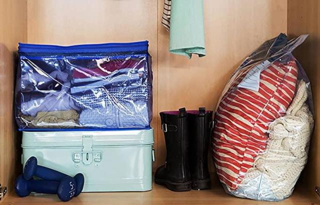 Shoppers swear by these giant Ziploc bags for storing clothes, blankets,  beach towels and more: 'Great price for the size and quality
