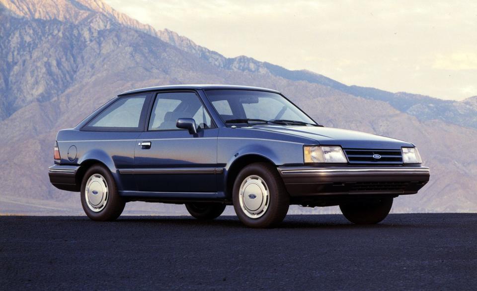 1988: Ford Escort – 381,330 units sold