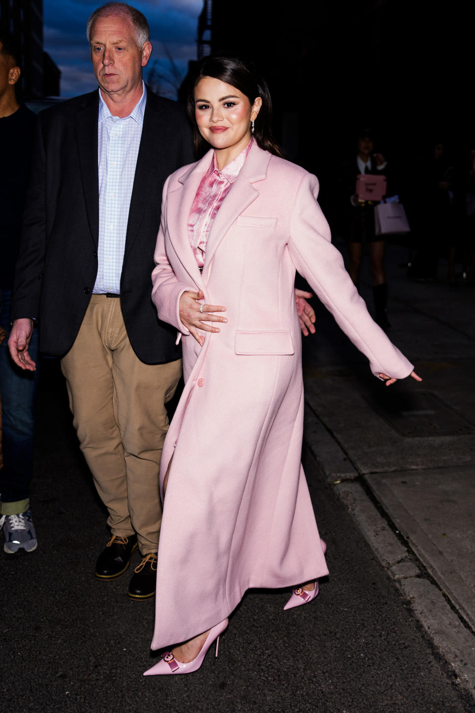 NEW YORK, NEW YORK - APRIL 06: Selena Gomez is seen in Chelsea on April 06, 2024 in New York City. (Photo by Gotham/GC Images)