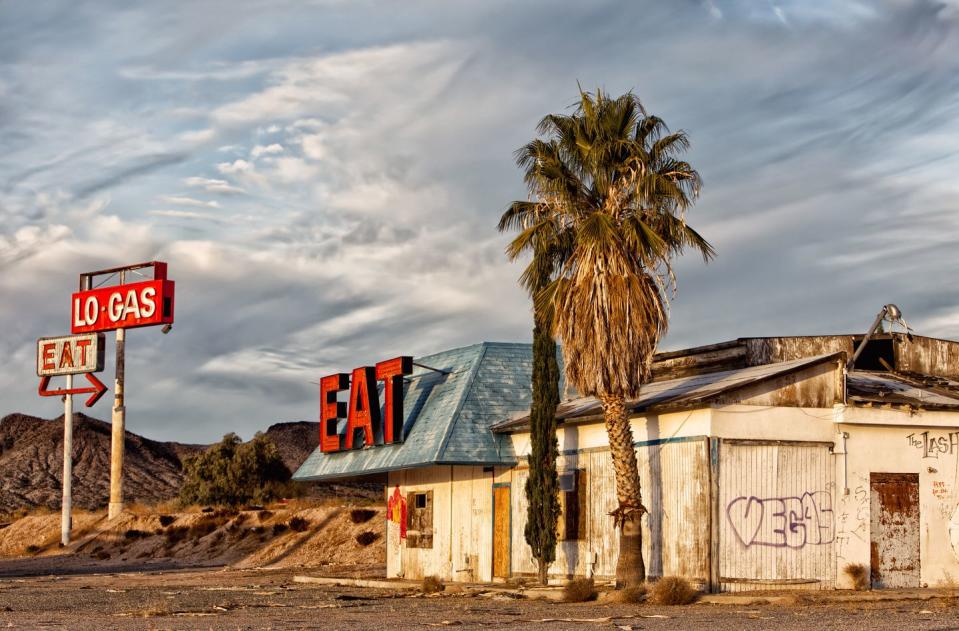 <p>The kitchen is closed at this old diner that sits on the outskirts of Vegas.</p>