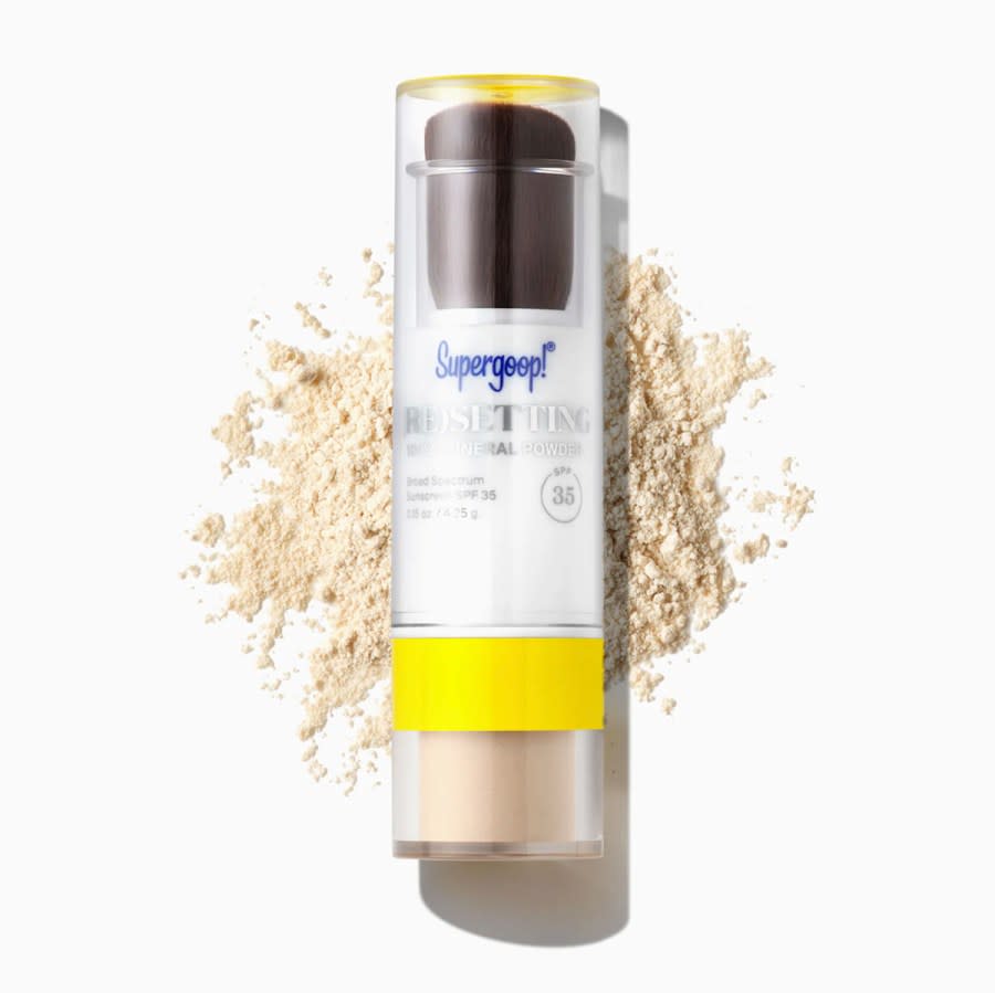 rachel-leviss-festival-essentials-supergoop-spf-powder