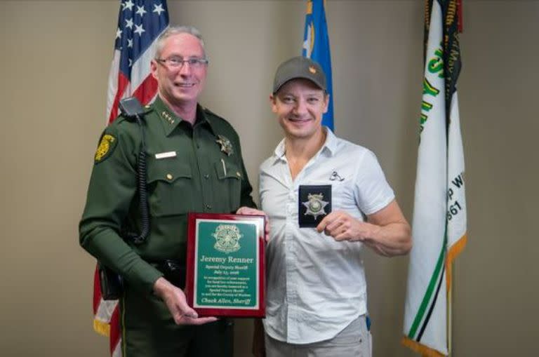 Jeremy Renner, cuando fue homenajeado como sheriff honorario de Lake Tahoe