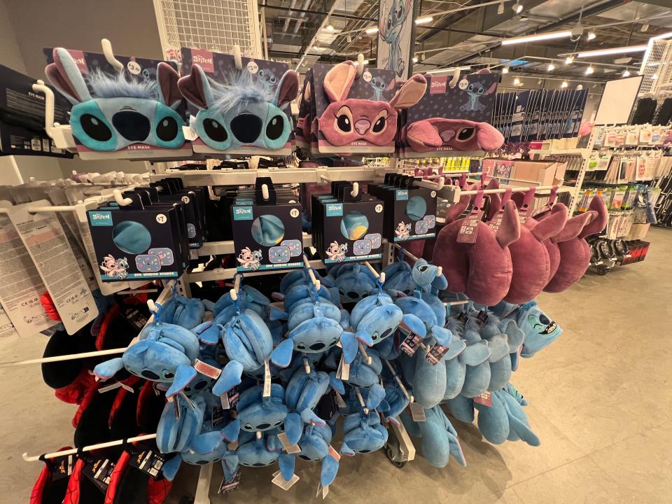 stitch travel accessories