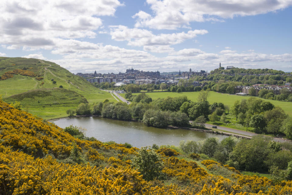 St Margaret’s Loch (Image: VisitScotland / Kenny Lam)