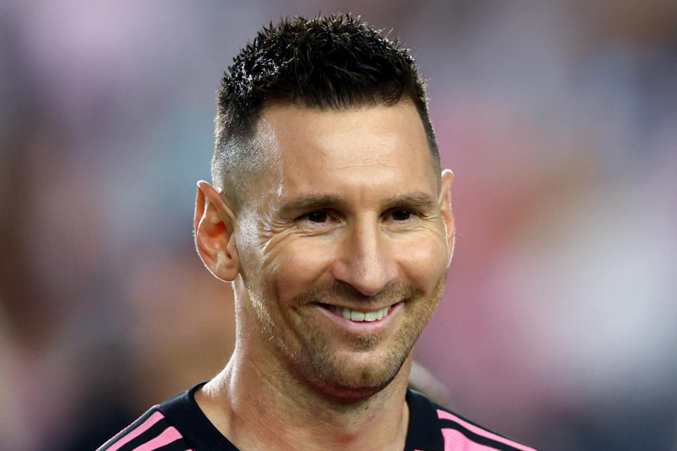 FORT LAUDERDALE, FLORIDA - SEPTEMBER 14: Lionel Messi #10 of Inter Miami looks on prior to a game against the Philadelphia Union at Chase Stadium on September 14, 2024 in Fort Lauderdale, Florida. (Photo by Megan Briggs/Getty Images)