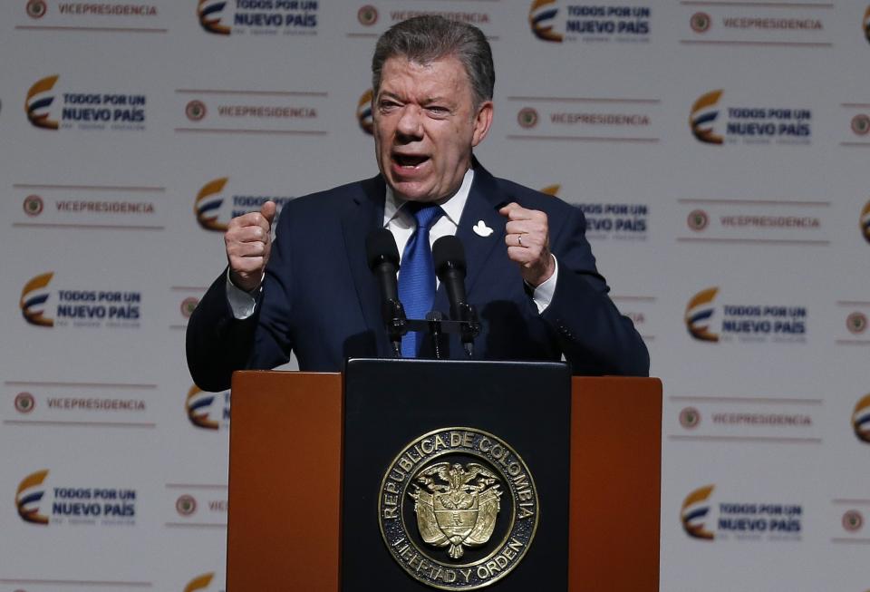 JUAN MANUEL SANTOS