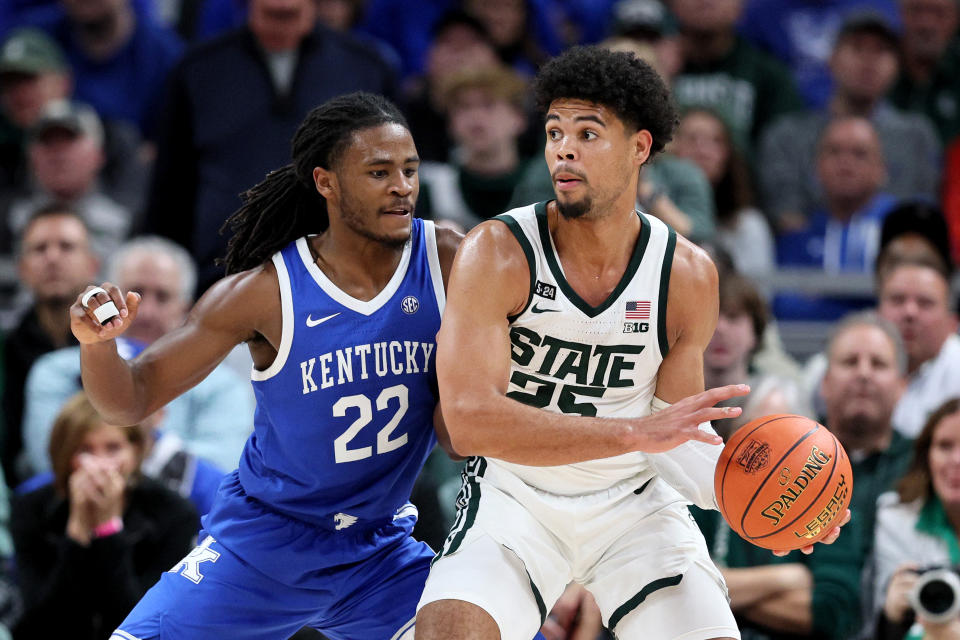 Michigan State's Malik Hall makes a move around Kentucky's Cason Wallace during the Champions Classic at Gainbridge Fieldhouse in Indianapolis on Nov. 15, 2022. (Andy Lyons/Getty Images)
