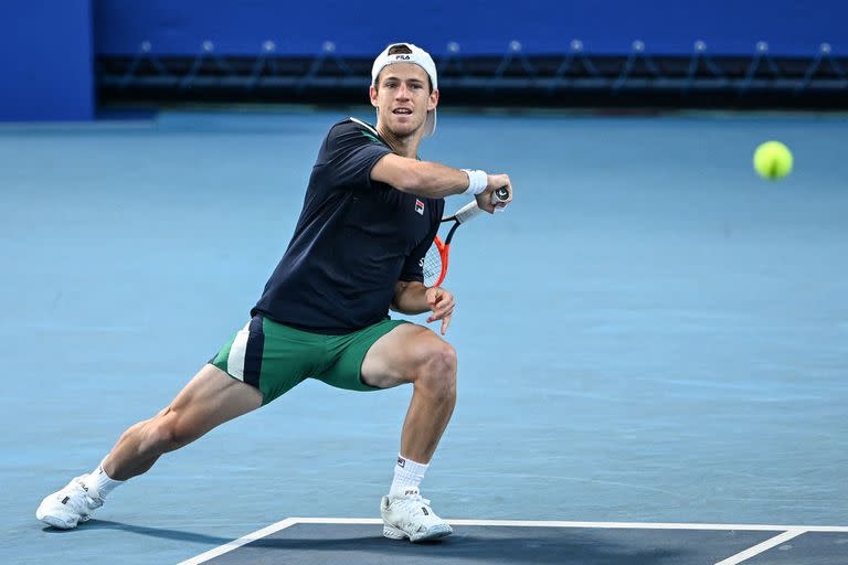 Diego Schwartzman avanzó a la 2a ronda de Tokio al derrotar a Francisco Cerúndolo 