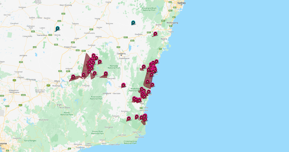 A map showing areas in southern NSW experiencing power outages. Source: Essential Energy.