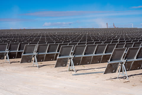 Owned and operated by SB Energy, the Titan Solar Power Plant features Nextracker's NX Horizon smart solar tracker paired with Ojjo's Earth Truss foundation system. (Photo: Nextracker)