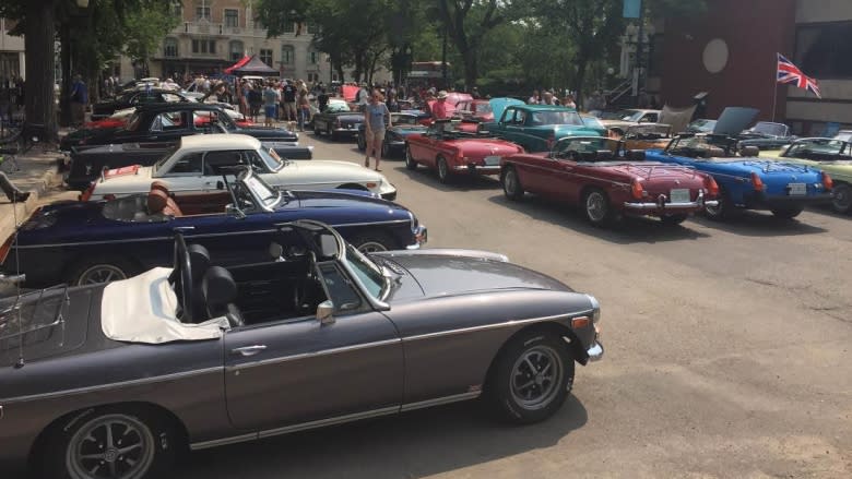 800 sign petition urging SGI to reverse new antique car definition