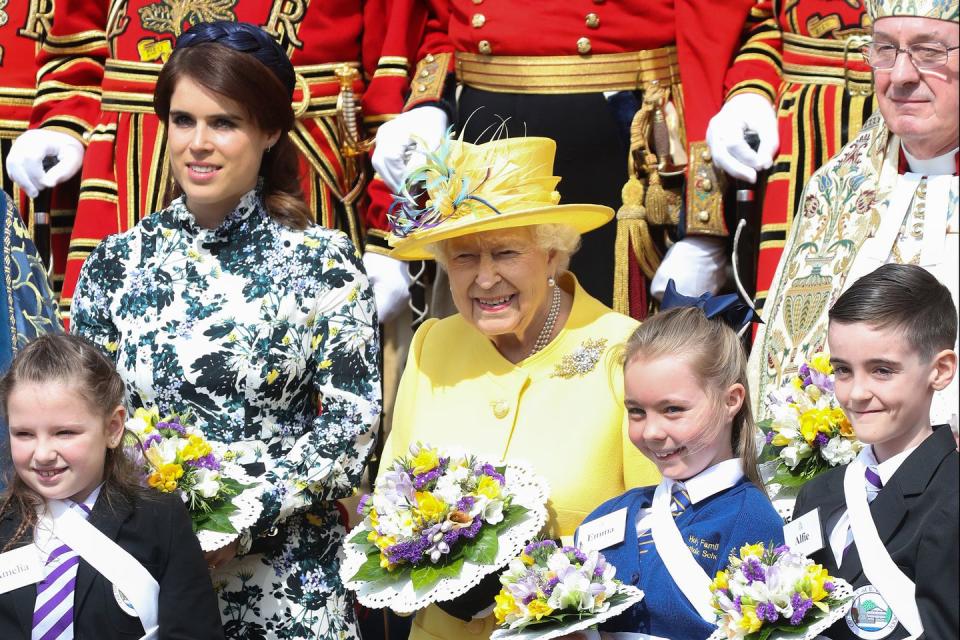 The Queen & Princess Eugenie Hand Out Bags of Money for Maundy Thursday