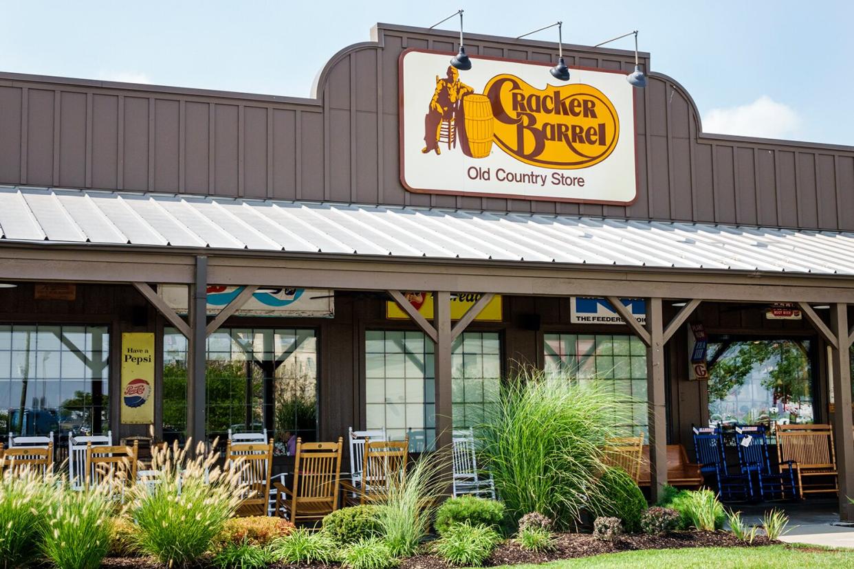 Cracker Barrel store