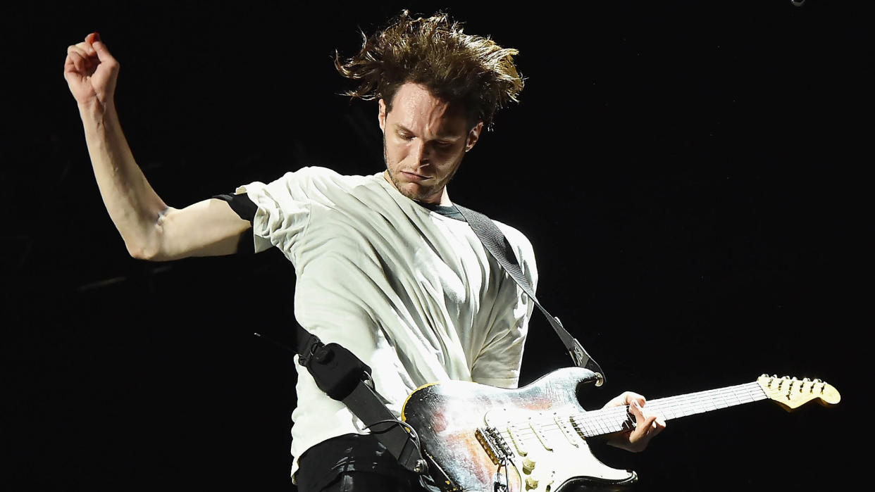  Josh Klinghoffer. 