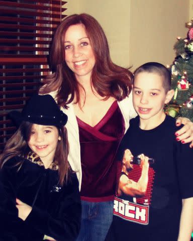 Amy Davidson Instagram Pete Davidson with his mom, Amy, and his sister Casey