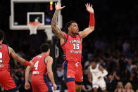 Florida Atlantic's Alijah Martin (15) reacts in the first half of an Elite 8 college basketball game against Kansas State in the NCAA Tournament's East Region final, Saturday, March 25, 2023, in New York. (AP Photo/Adam Hunger)