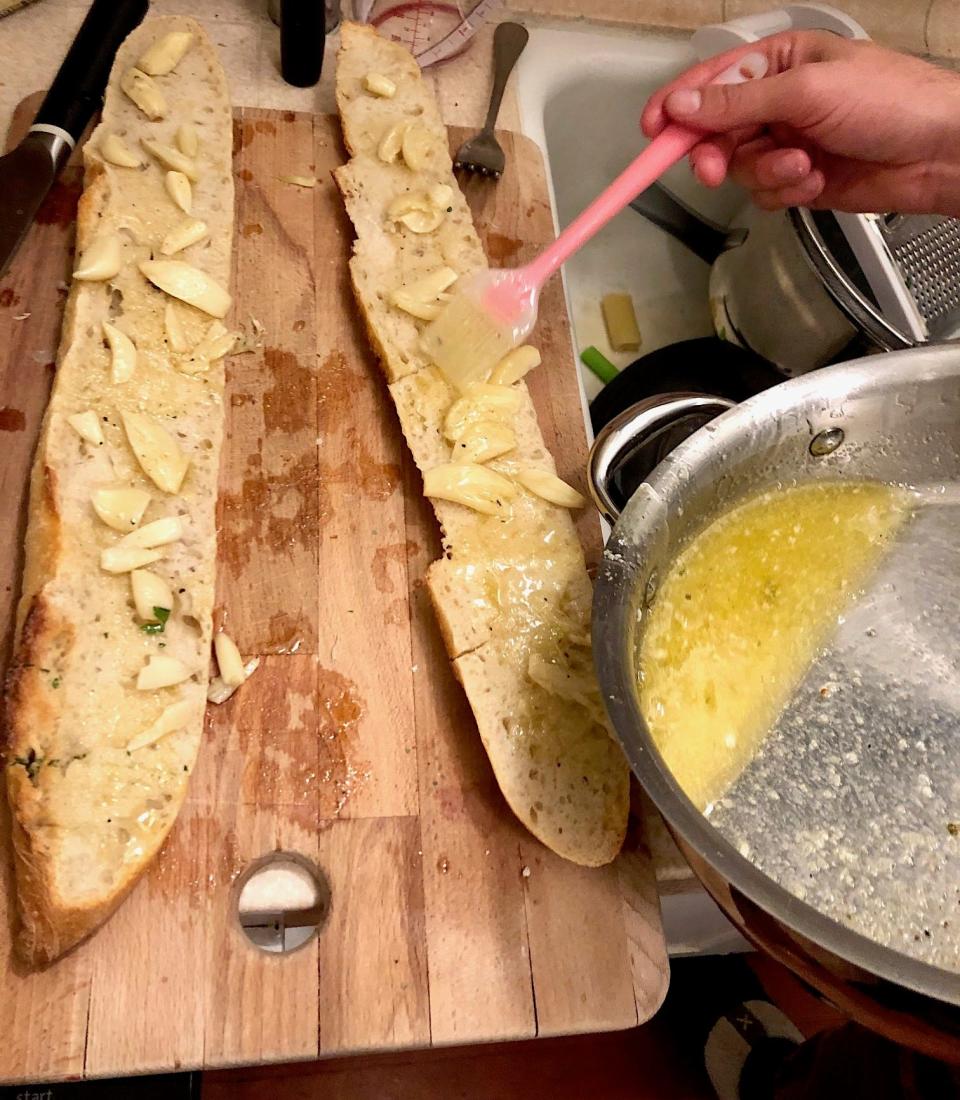 Ina Garten's Outrageous Garlic Bread