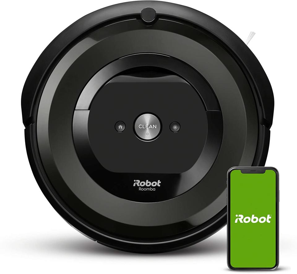 iRobot Roomba e5 (5150) Robot Vacuum. Image via Amazon